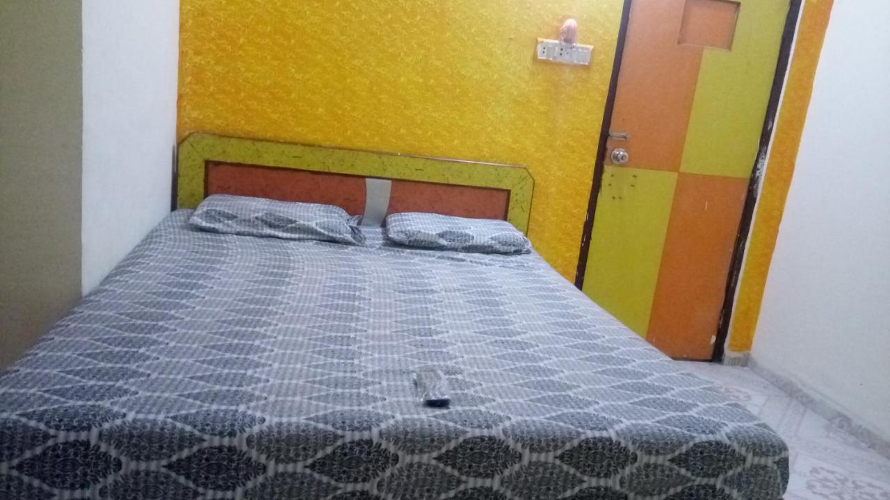 Hotel Sarang Lodge Panvel Eksteriør bilde